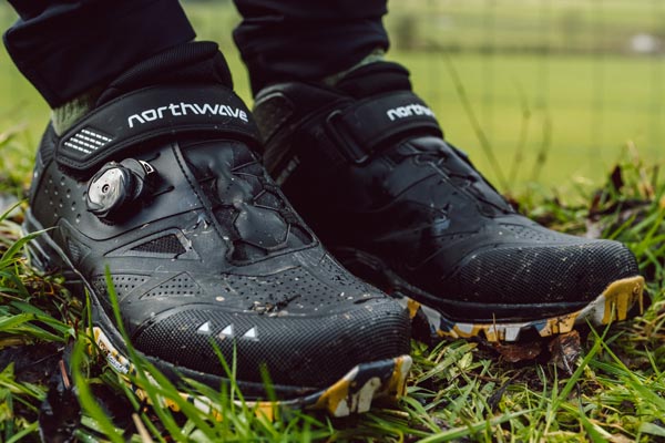 Review: <br>Northwave Enduro Mid 2 Clipless Shoes