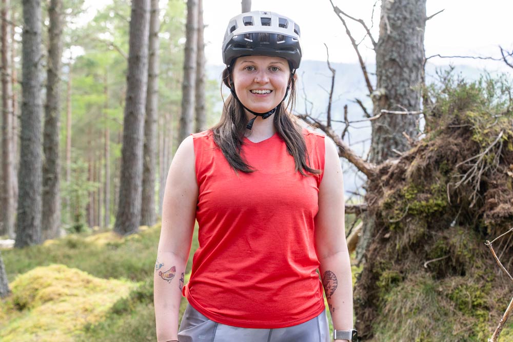 Endura-Singletrack1 Endura Women's Singletrack Leggings and Singletrack Tank Top