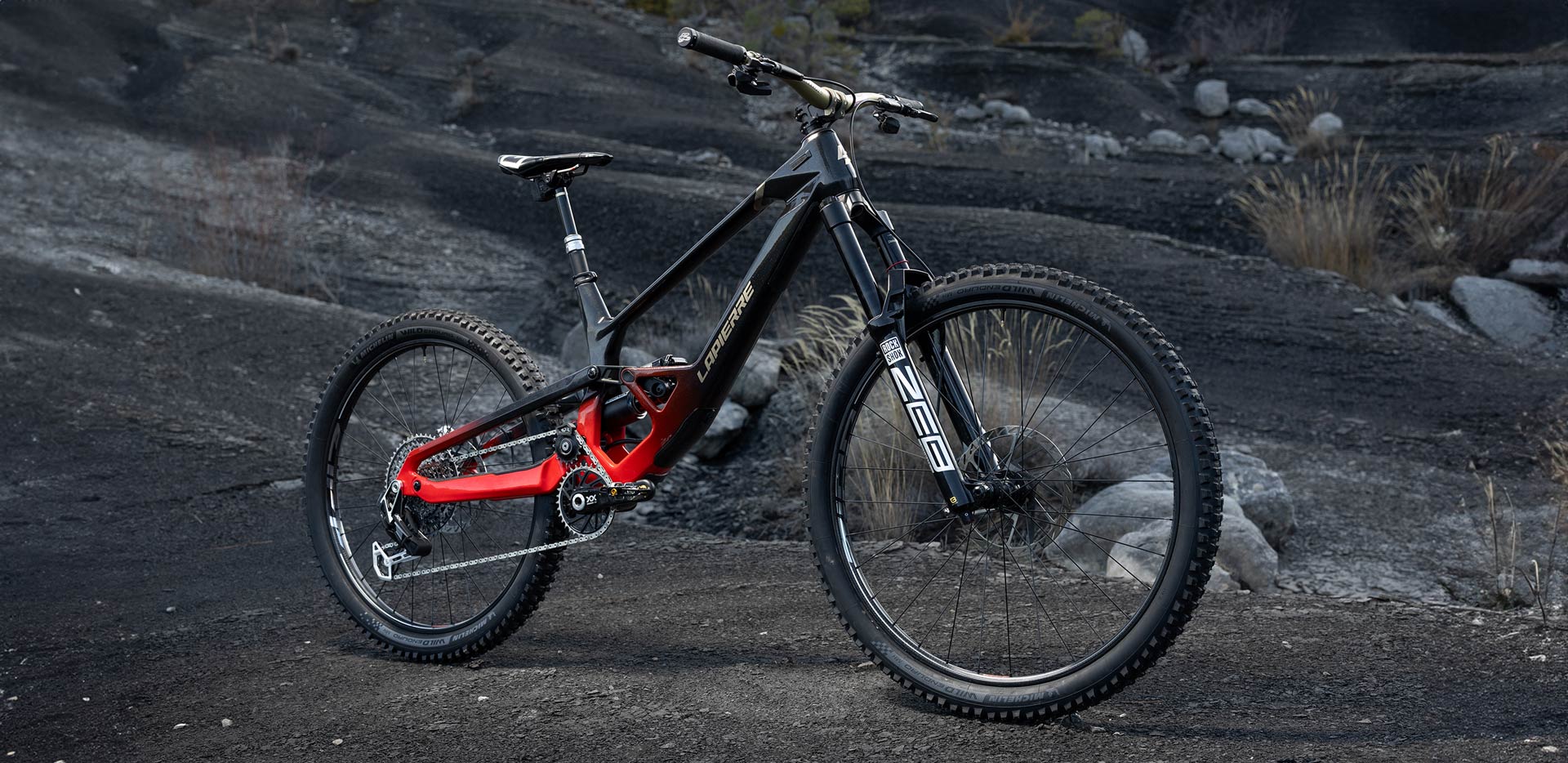 The New Lapierre Spicy CF - An Adjustable and Aggressive MTB