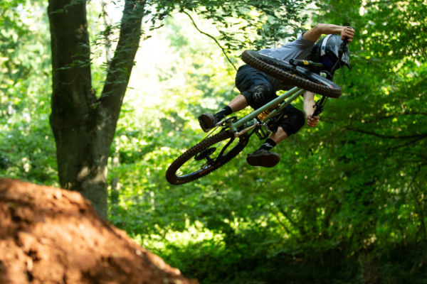 Interview: <br> Starling Cycles On Bringing Back 27.5"