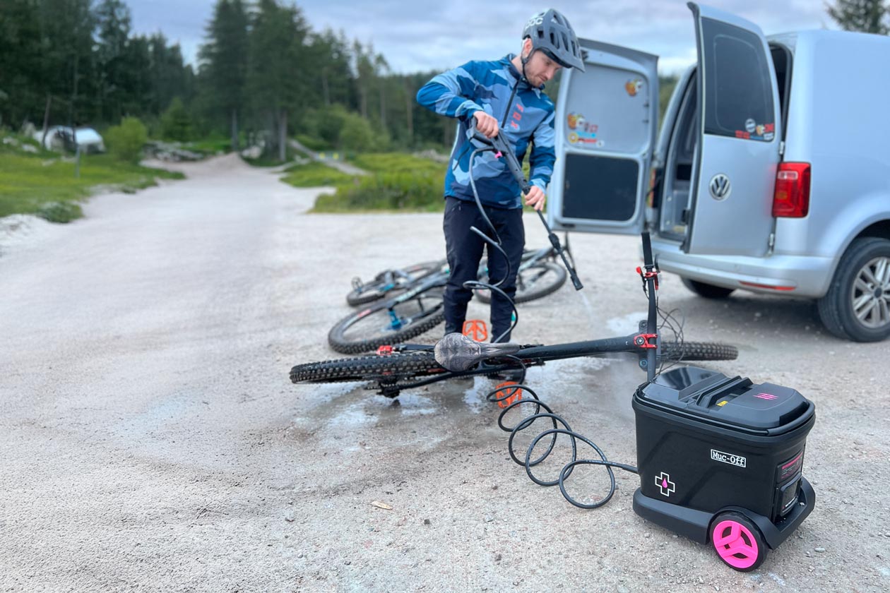 Muc-Off Mobile Pressure Washer Review