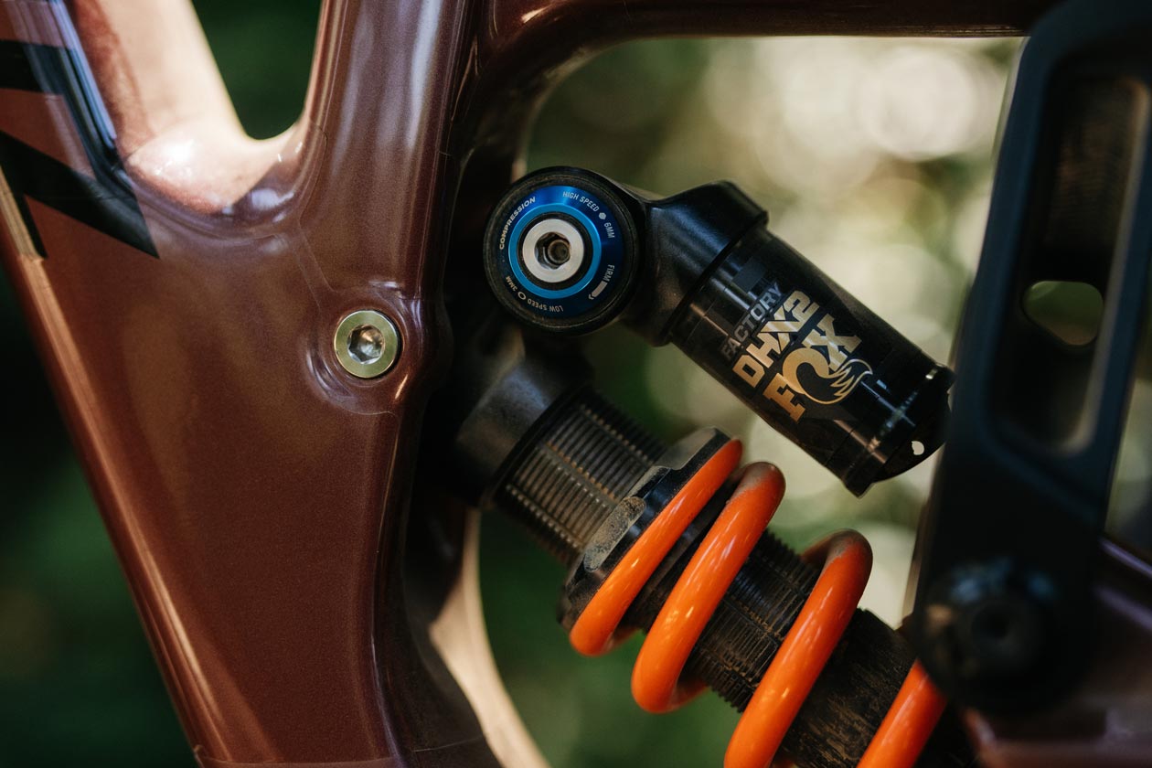 The new Fox Float X2 and DHX2 Shocks