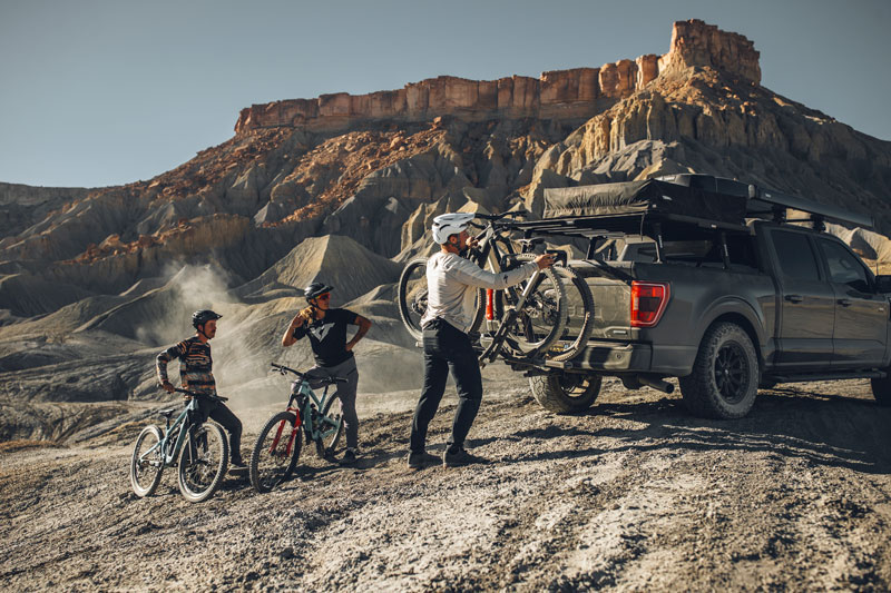 Thule introduces the Verse Hitch Bike Carrier