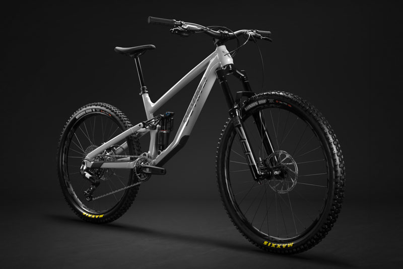 Troy-Eagle-90-AL13-M Introducing the Devinci Troy Eagle 90 LTD