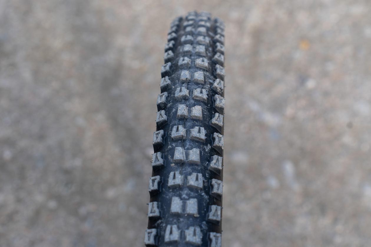 hutchinson-griffus-review-5 Hutchinson Griffus Tire Review