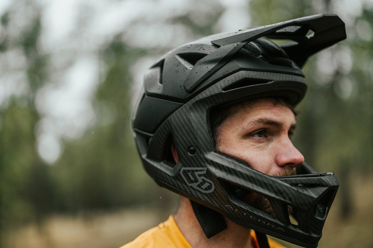 6D Alterra Full-Face Helmet Review