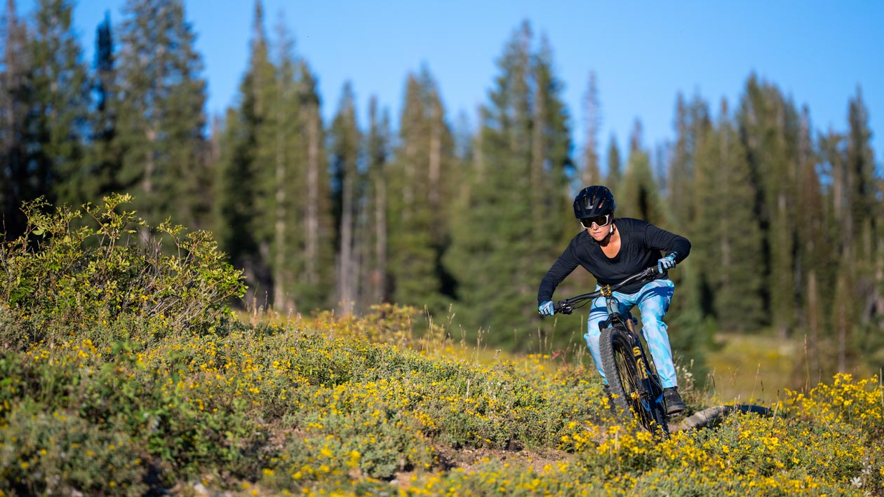 A1D09022 Yeti Cycles launches 2025 Technical Apparel Line