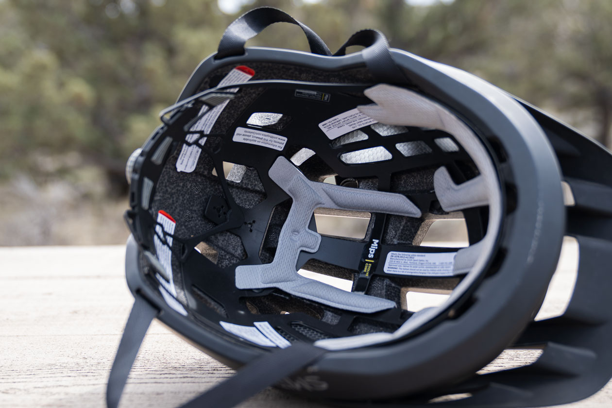 TLW05434 Smith Engage MIPS Helmet Review