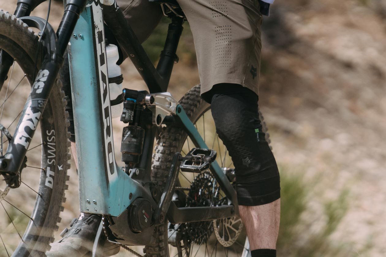 TLW-3495 Fox Enduro Pro Knee Guard Review
