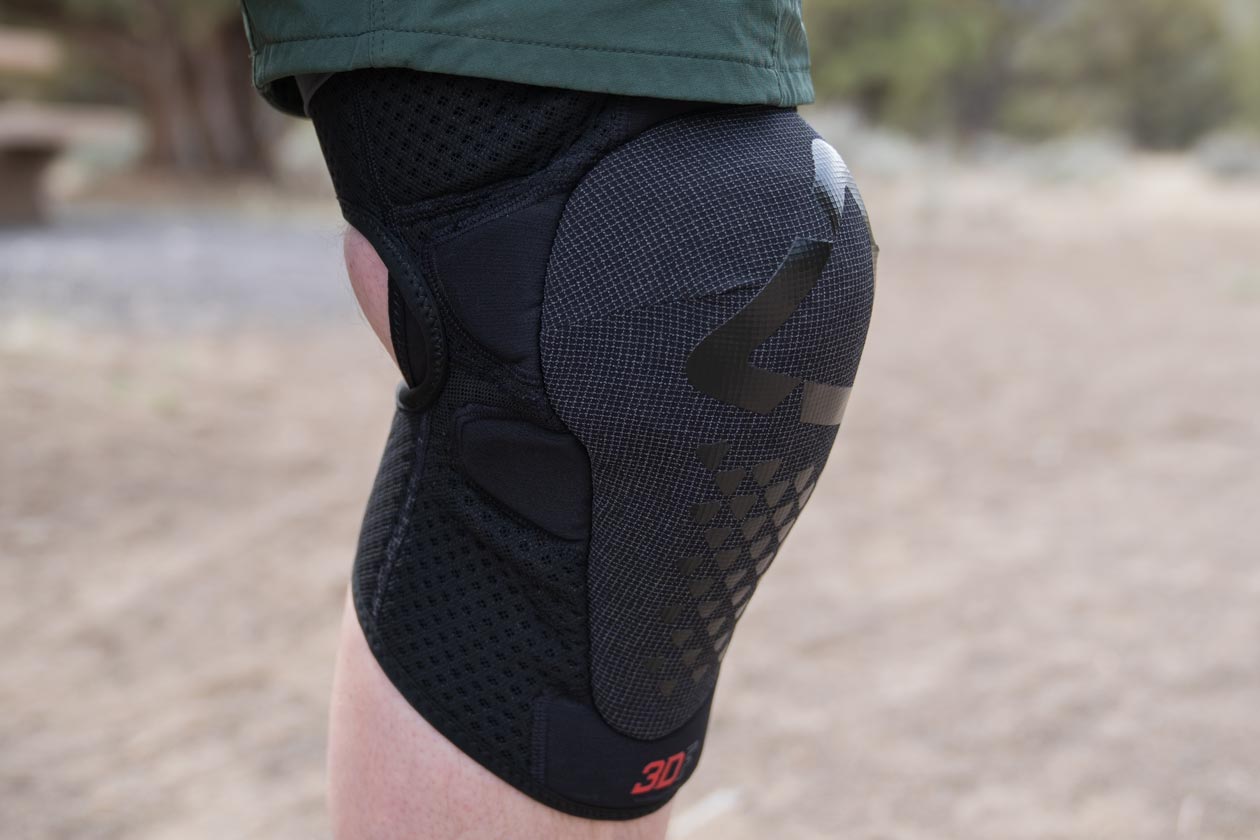 TLW05428 Leatt 3DF 5.0 Evo FastFit Knee Pad Review