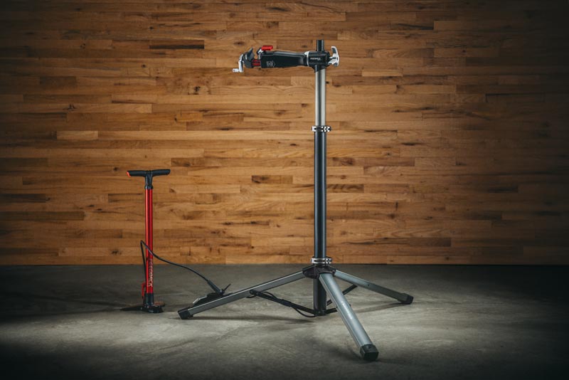 New Feedback Pro Air Lift, Pneuma CC Floor Pump, and More