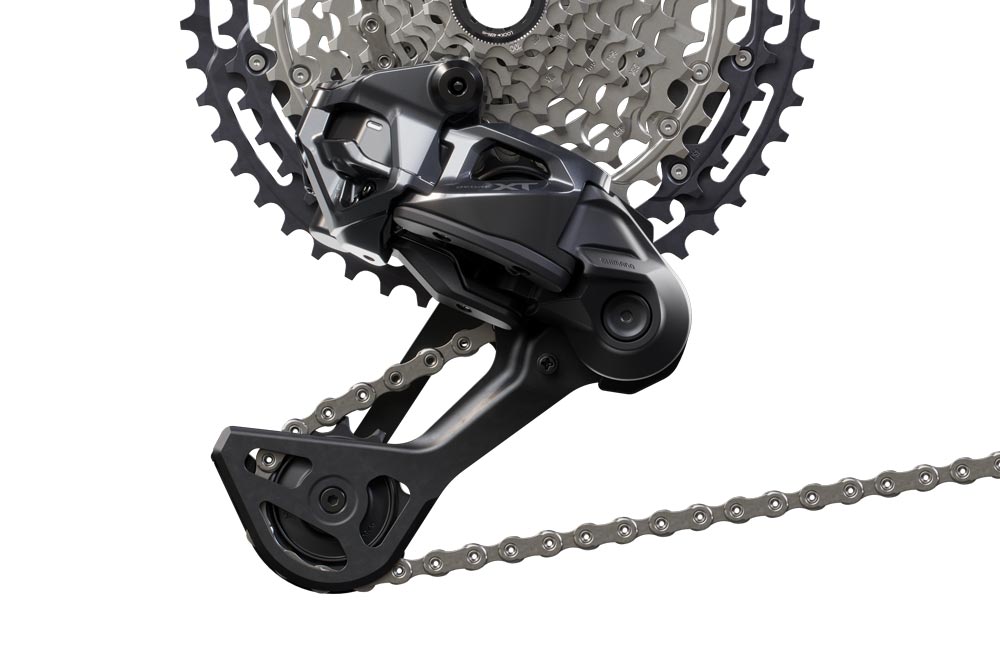 DEORE-XT_M8200_EBIKE_DRIVETRAIN The New Shimano Deore XT Di2 Groupset