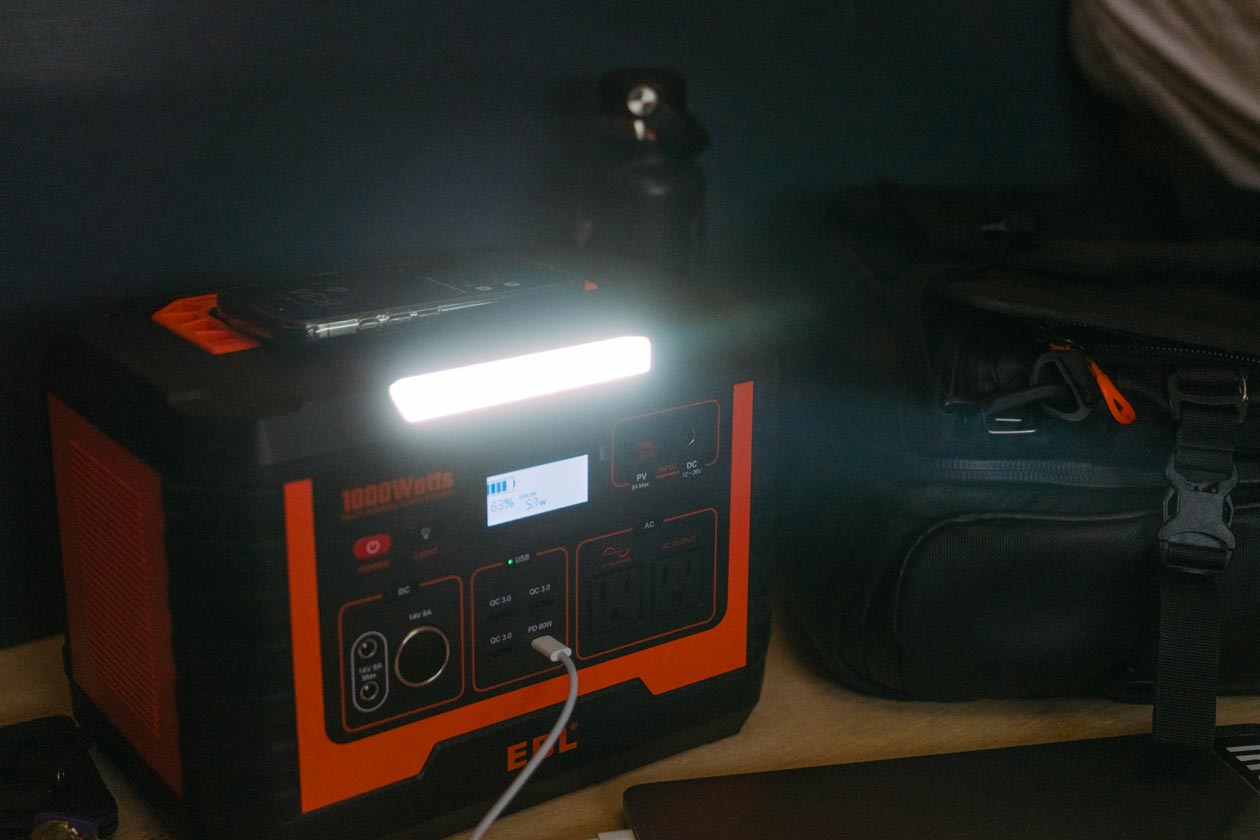 TLW_EBL_1000_Voyager-0359 EBL Voyager 1000 Portable Power Station Review