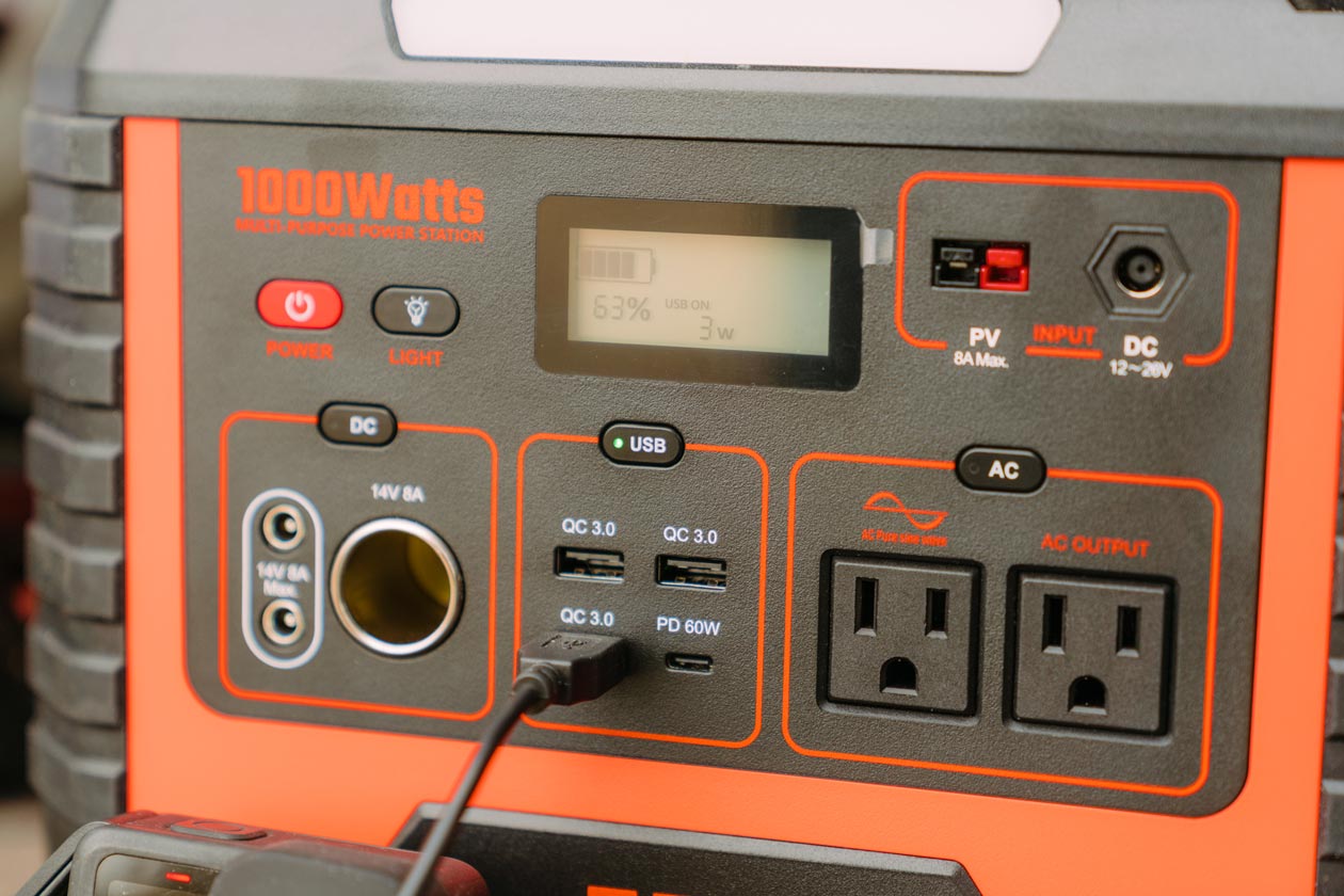 TLW_EBL_1000_Voyager-0362 EBL Voyager 1000 Portable Power Station Review