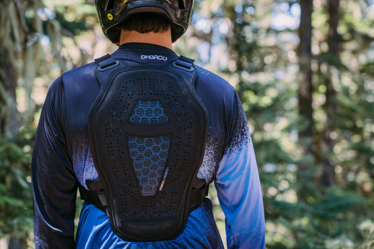 TLW_Dharco_Gravity_Vest-7311