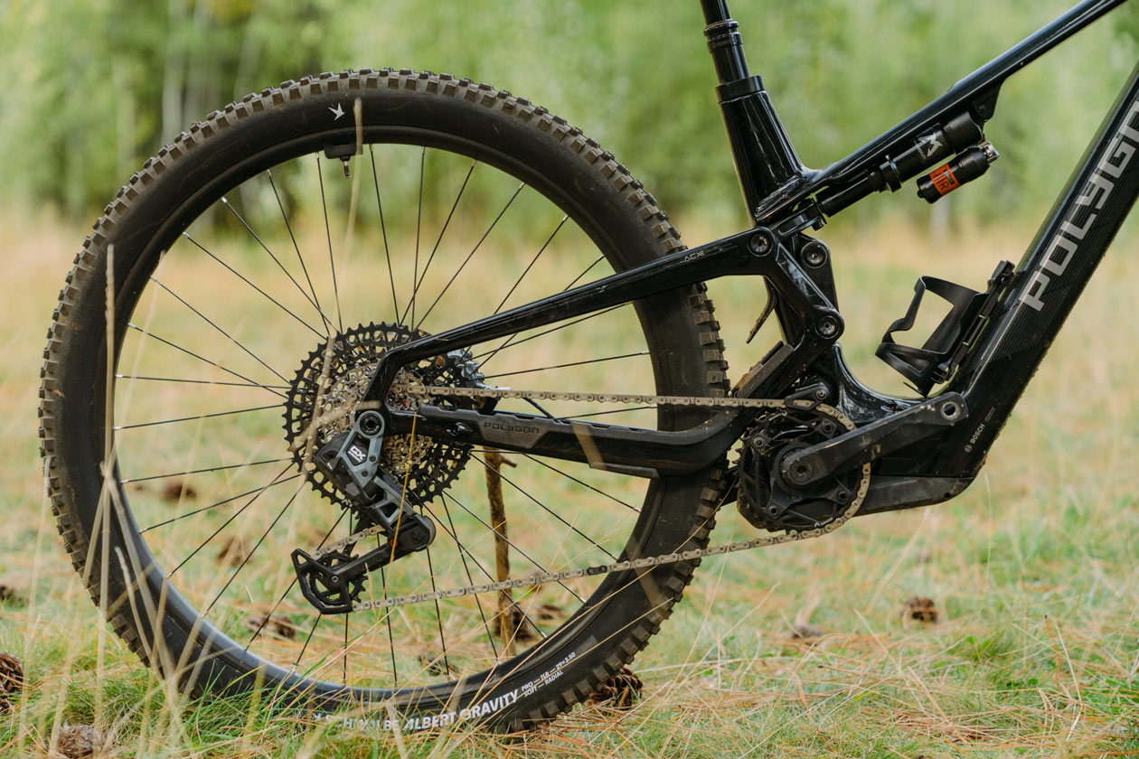 TLW_Polygon_Collosus_TLE-8496