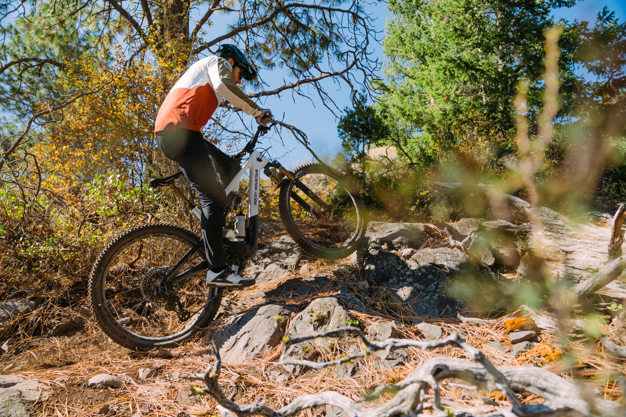 TLW_SL25-9115 Rocky Mountain Instinct Powerplay SL Review | 2025 eMTB Lite Shootout