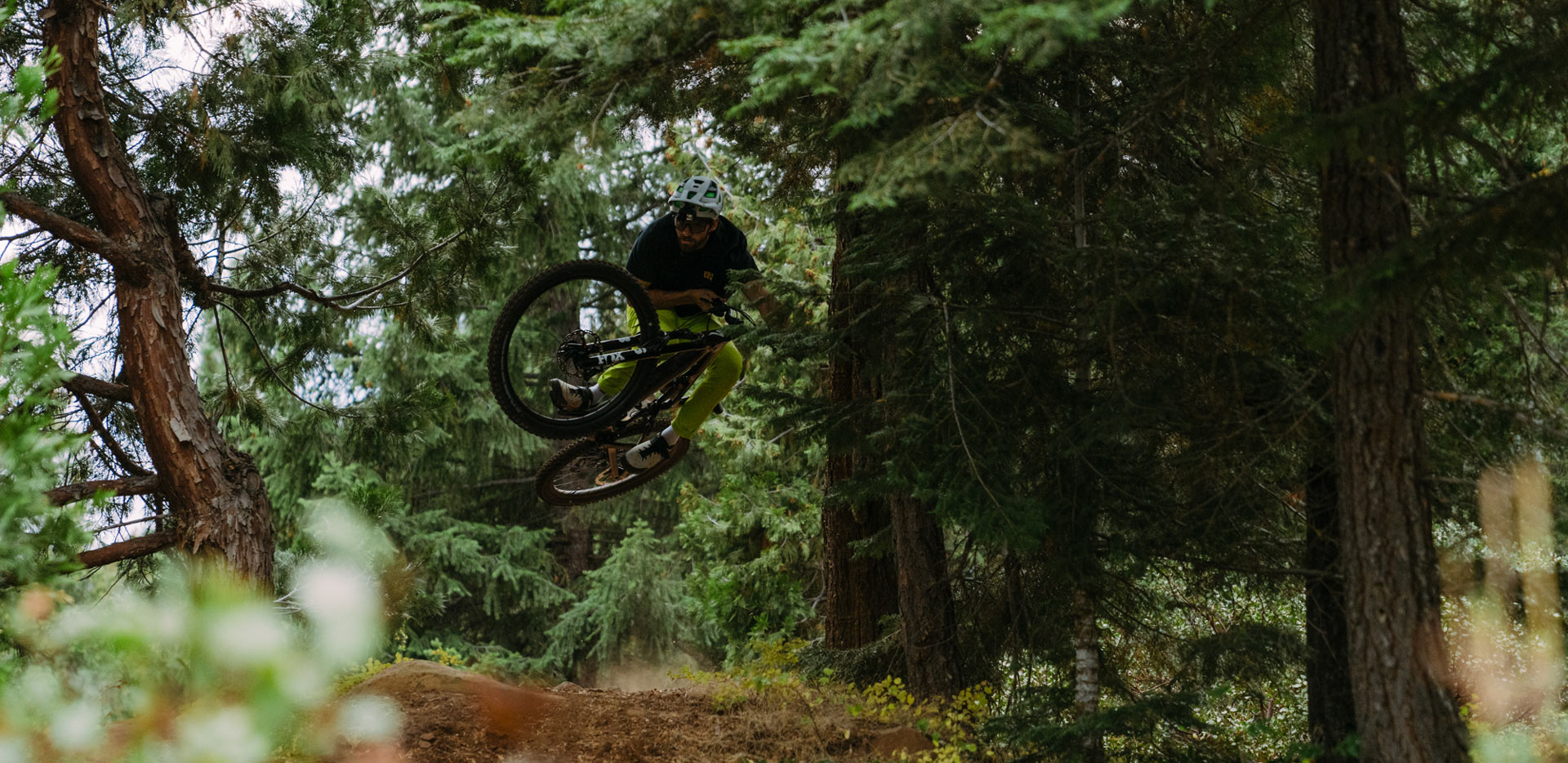 Specialized Turbo Levo SL 2 Review | 2025 eMTB Lite Shootout