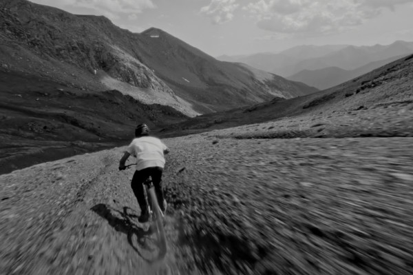 The New Thule Verse Hitch Rack Carrier