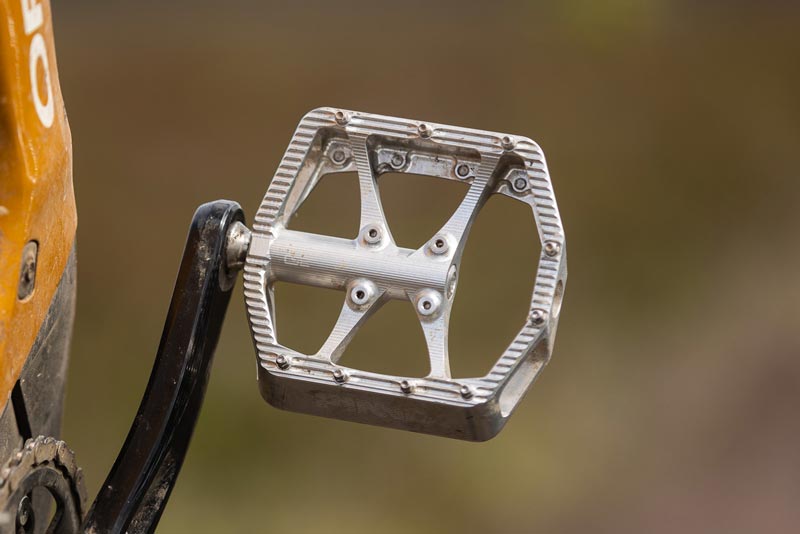 Review: PINND CS2 Flat Pedal