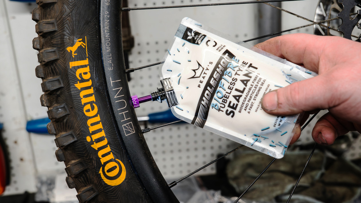 Release And First Ride: Peaty's Holeshot Fast Flow Valves