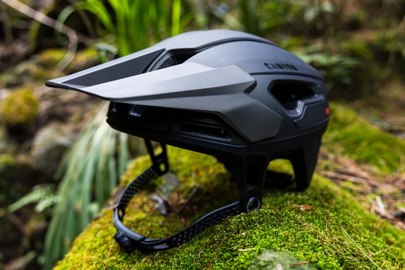 Review: Canyon Deflectr Helmet