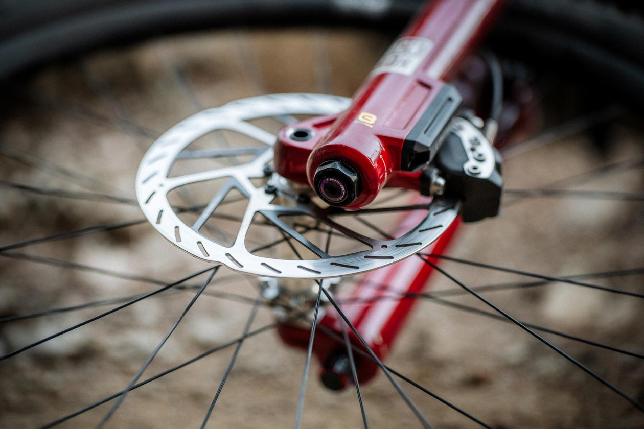 MY27_AdjustableBottomOut_RB_77