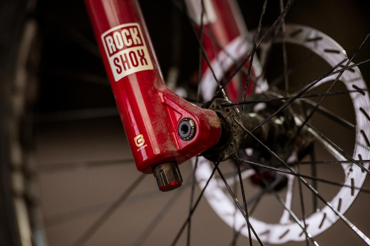 MY27_ButterCups_RB_111 MY27 Rockshox Zeb First Ride Review