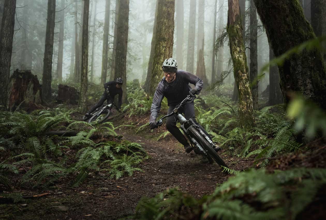 PR-Pro&PR_Two-person-chase