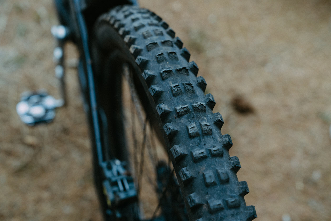 TLW_EMTB-4809