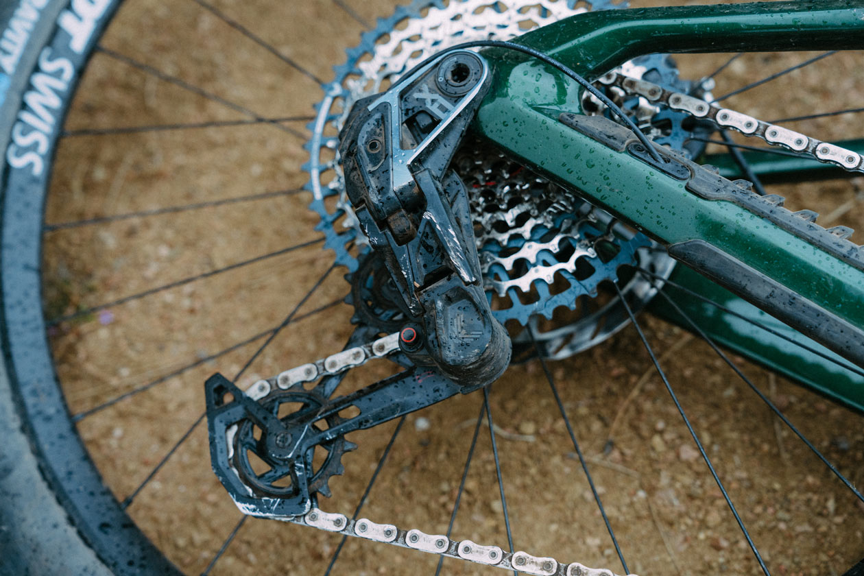 TLW_EMTB-4813