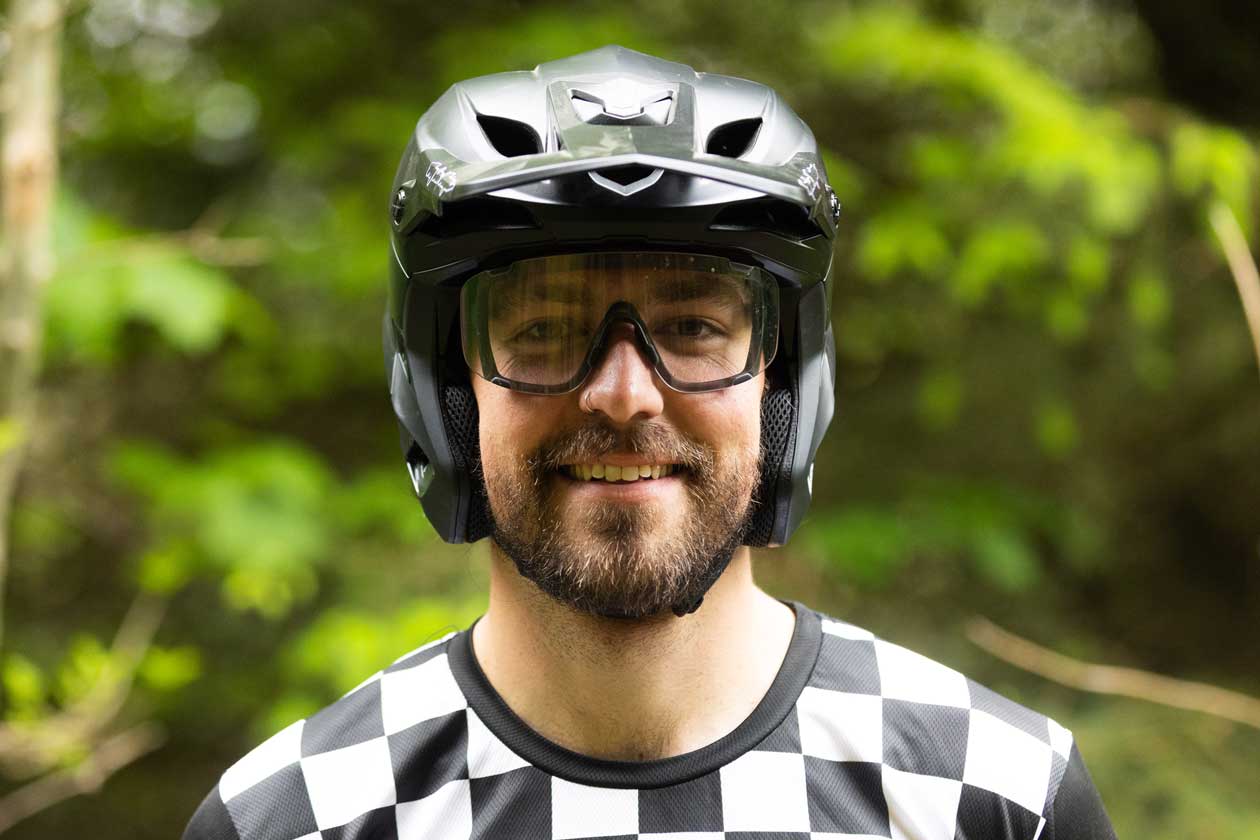 Troy Lee Designs Stage Stunt Helmet Review