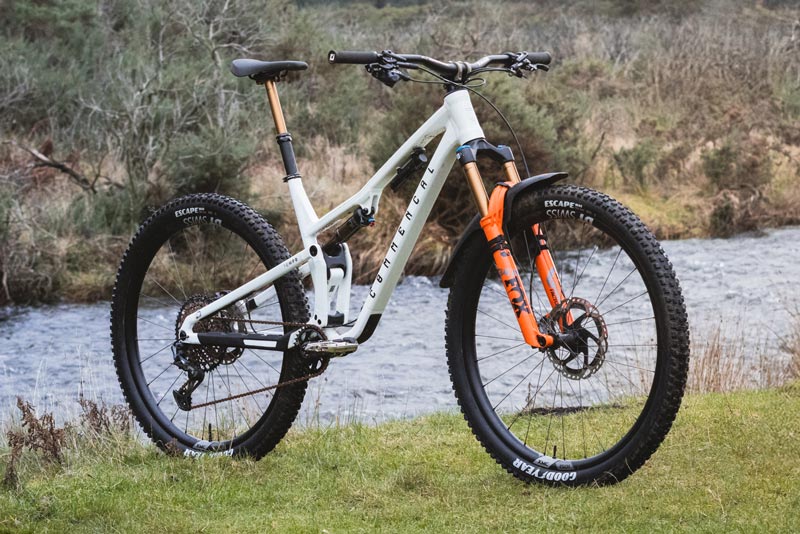 Review: Commencal Tempo