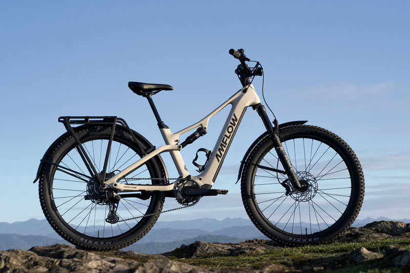 Amflow TL Carbon Launch