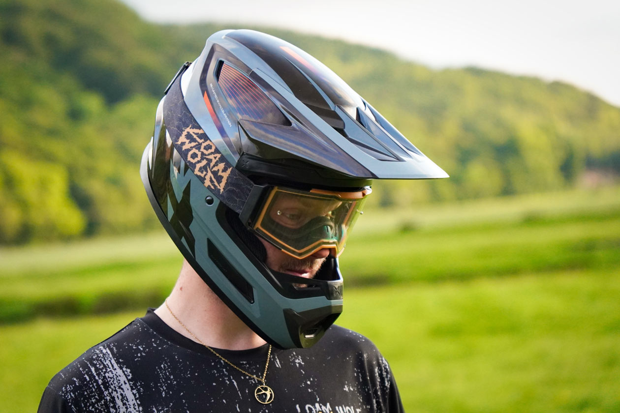 Review: iXS Trigger MX 1.0 Full Face Helmet | The Loam Wolf