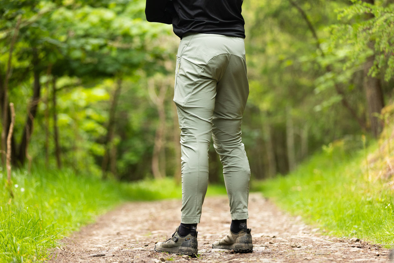 7mesh-8023 7Mesh Flightpath MTB Pant Review