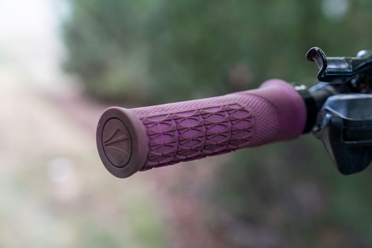 _TLW6547 SDG Thrice OC Grip Review