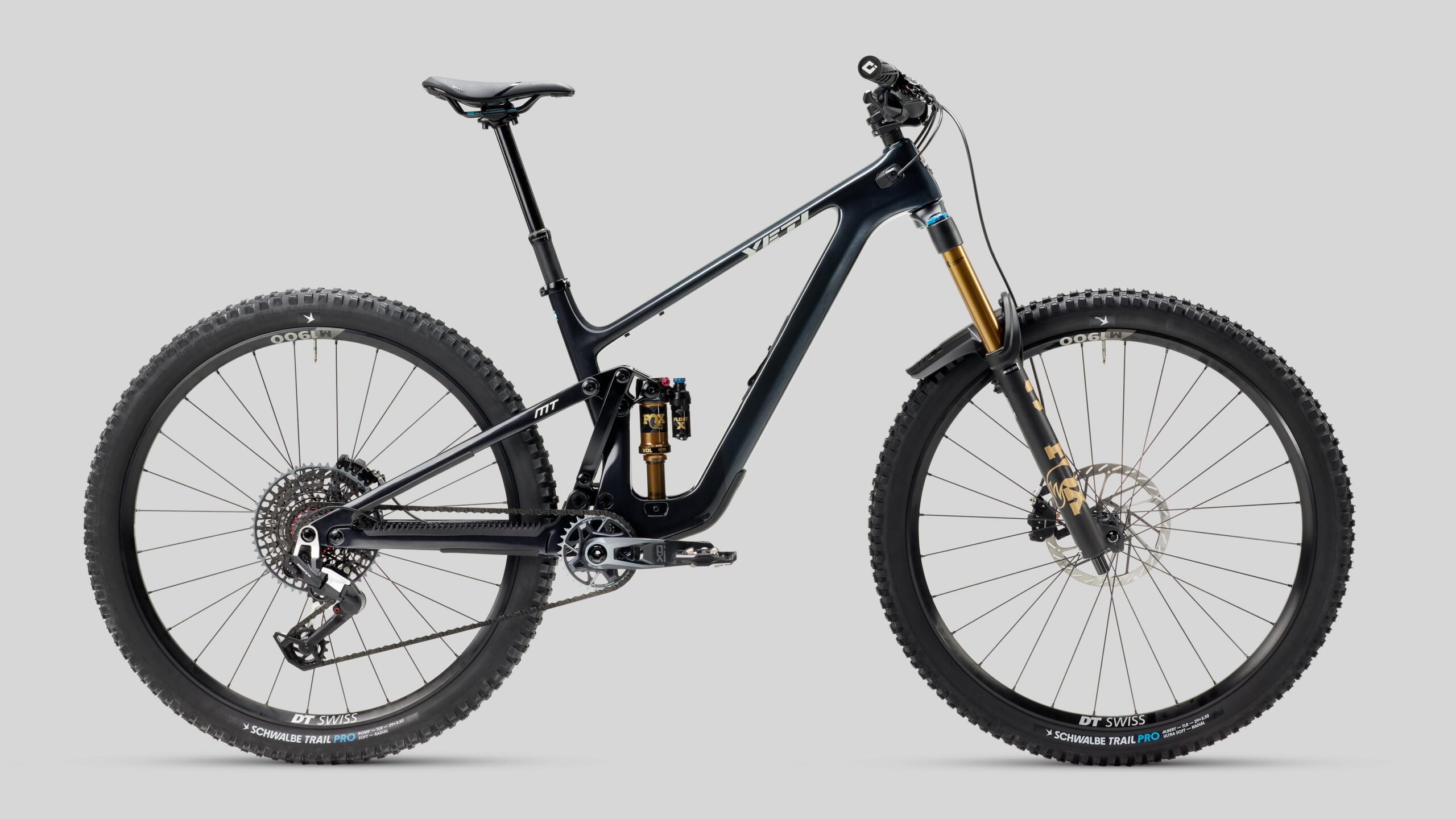 MY27_MT_Gunmetal_X090_Profile 2027 Yeti MT X090