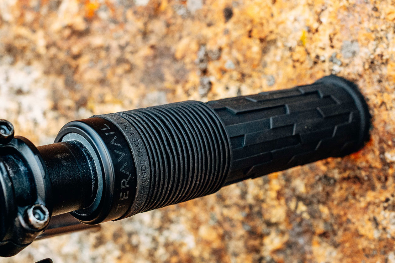 NJ-1003407 Teravail Lytho Grip Review