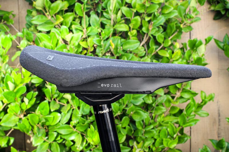 Review: Sixpack Evo Rail Ultra Saddle