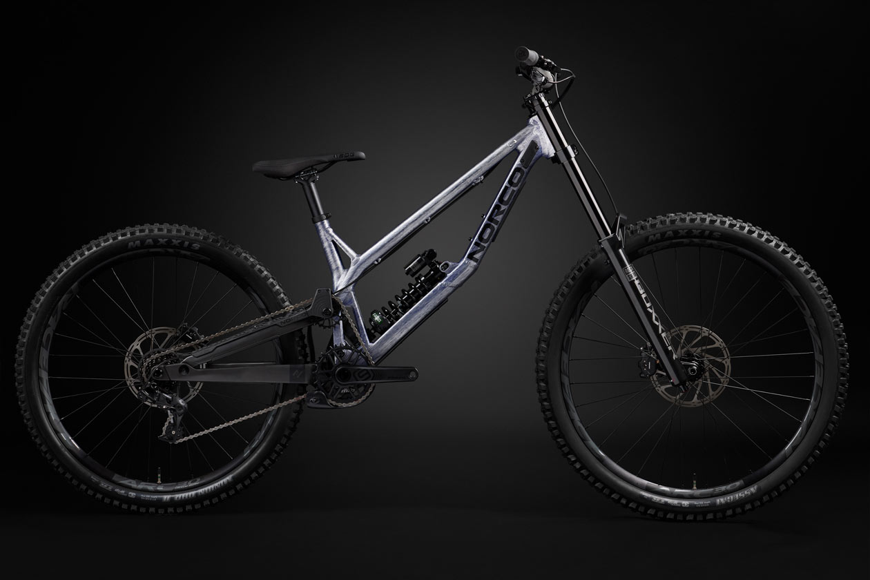 MY27-Team-DH-2-RockShox-Silver-Blue-Side-View-BEAUTIES