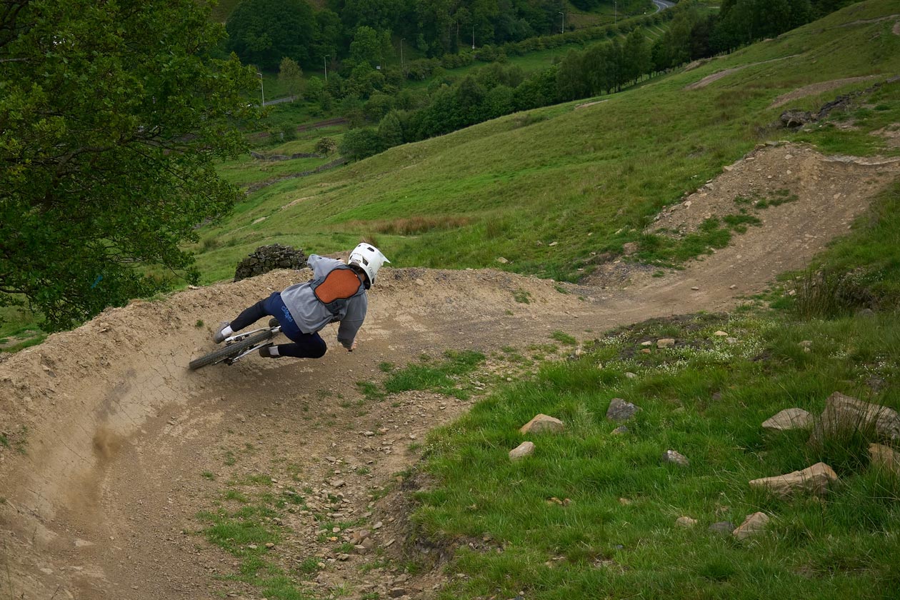 Troy Lee Designs Rockfight CE Flex Review