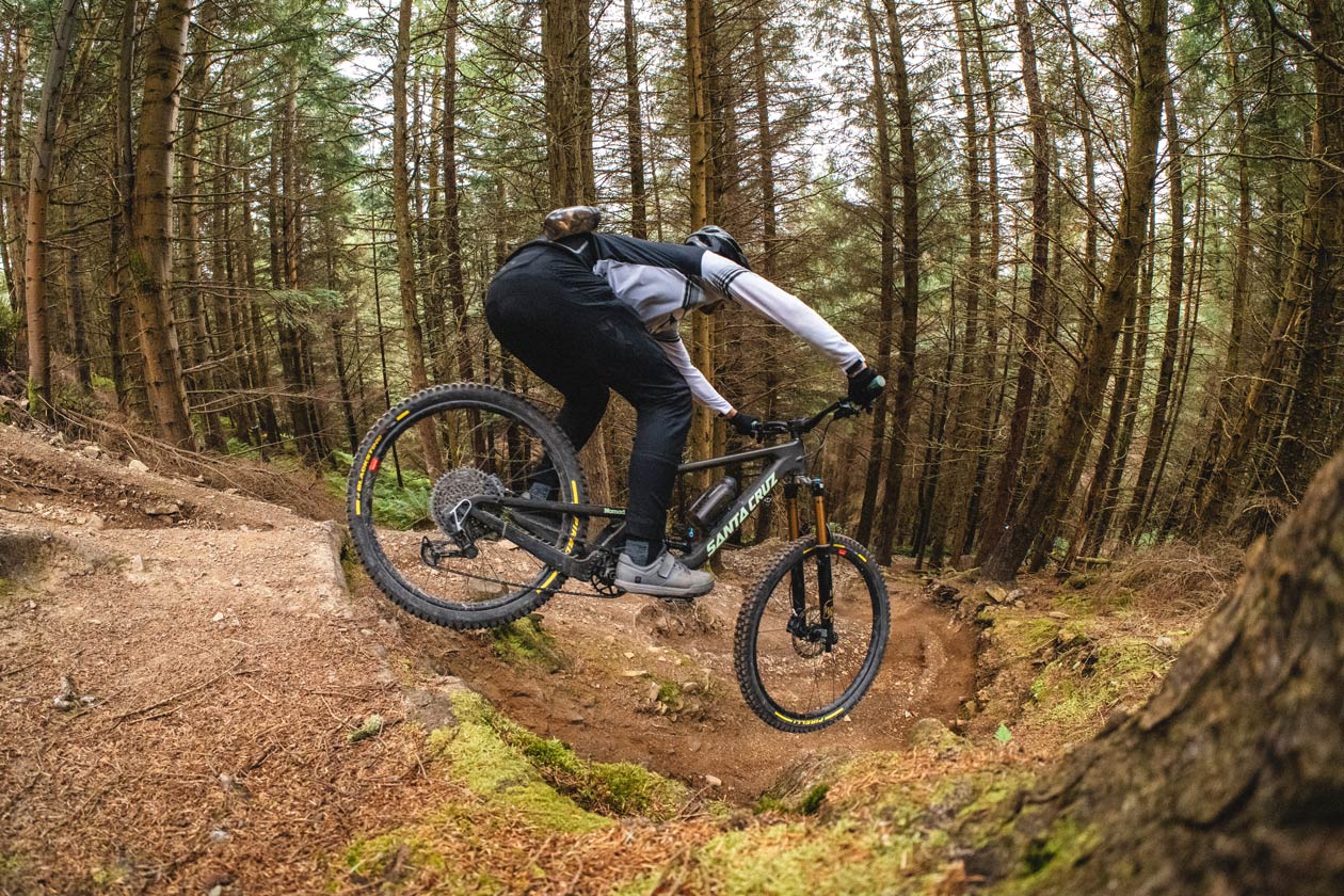Adamlvphotography–8-Bike-enduro-shoot-114 Santa Cruz Nomad Review | 2026 Enduro MTB Group Test