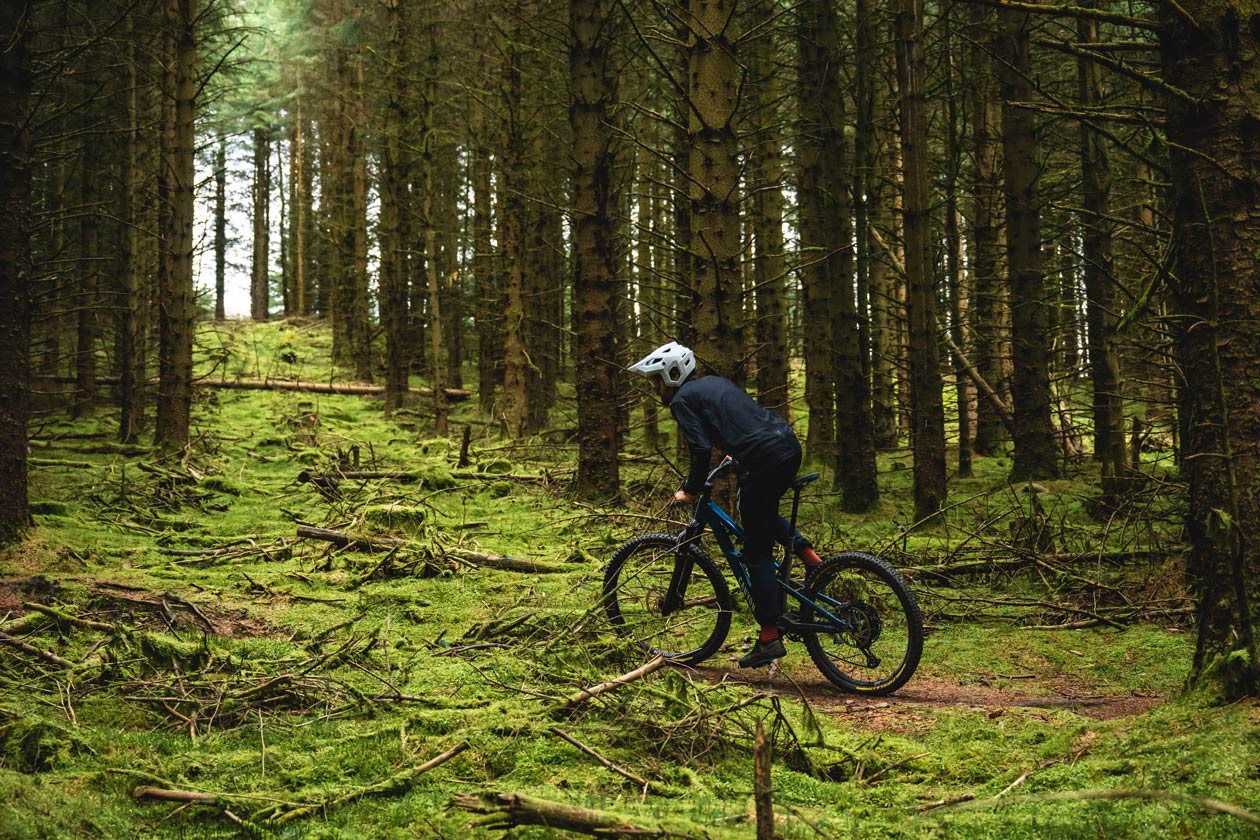 Adamlvphotography–8-Bike-enduro-shoot-224 Canyon Torque AL8 Review | 2026 Enduro MTB Group Test