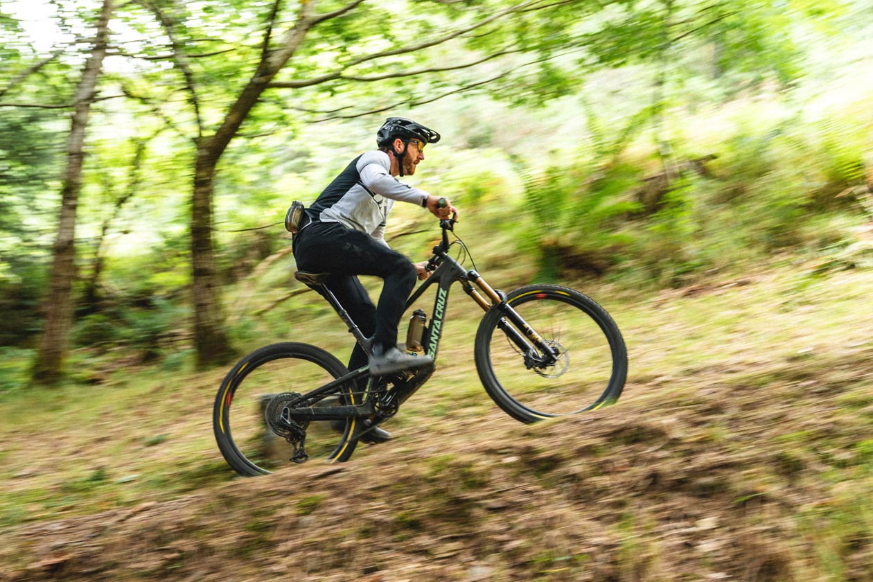 Adamlvphotography–8-Bike-enduro-shoot-35 Santa Cruz Nomad Review | 2026 Enduro MTB Group Test