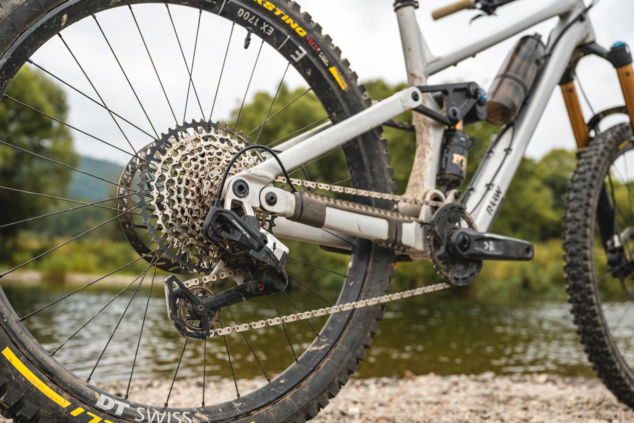 Adamlvphotography–8-Bike-enduro-shoot-696 Raaw Madonna R Review | 2026 Enduro MTB Group Test
