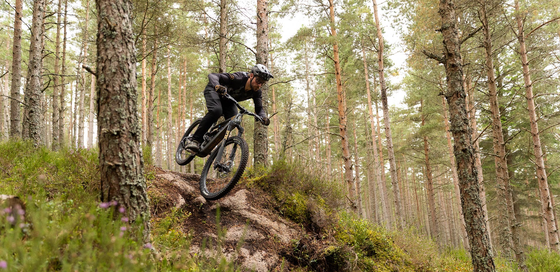 Loam-Wolf-Aberdeenshire-2016 YT Decoy X eMTB Tech Check
