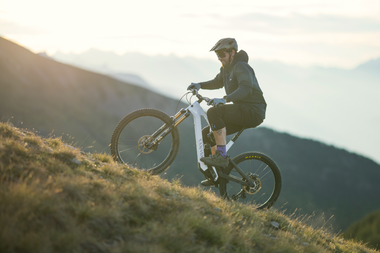 Canyon Spectral:ON Canyon Spectral:On Avinox First Ride Review